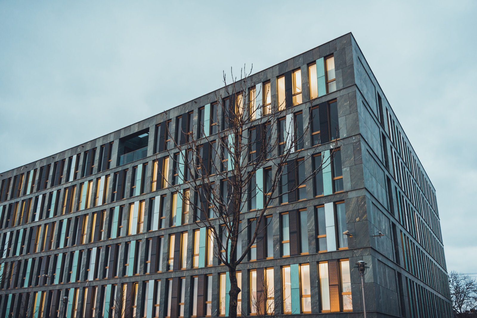 office-building-with-lights-at-the-windows-2026-03-25-22-58-57-utc